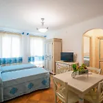 Bilo 4 * Orosei